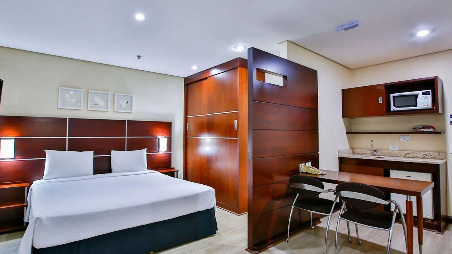 Transamerica Executive Chácara Santo Antônio São Paulo 4*,  Brasil